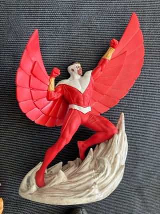 6 FIGURAS MARVEL COLLECIONABLES