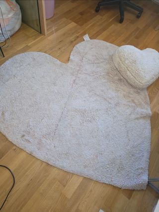 Alfombra Corazón Lorena Canals Beige