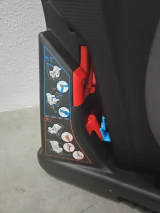 Silla de coche Chicco roja de 0 a 13kg