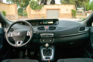 Renault Grand Scénic Emotion dCi 110 5 plazas eco2