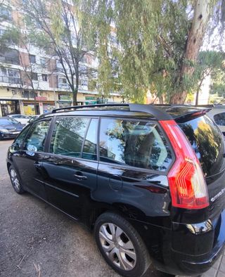 Citroen Grand C4 Picasso extras y letra C