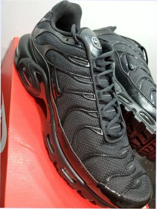 Nike Air Max Plus Talla 37.5 Negro