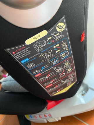 Silla coche infantil gris y negro