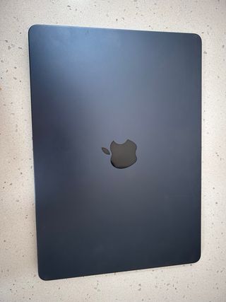 MacBook Air 13” M4, 16gb de RAM 256gb disco duro