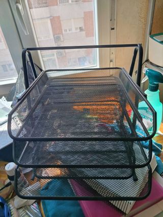 Archivador de escritorio metálico negro