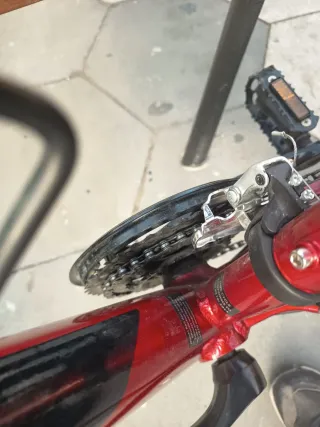 Bicicleta Todoterreno Roja Conway