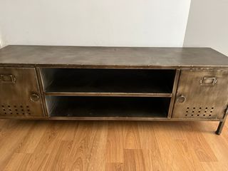 Mueble TV Metálico Gris
