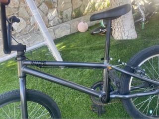 Bicicleta BMX Grigia
