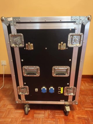 Equipo de sonido Teac V-600R/W-600R + 2 altavoces