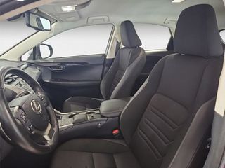 Lexus NX 2.5 300h Business Navigation 2WD