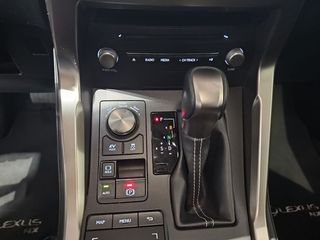 Lexus NX 2.5 300h Business Navigation 2WD