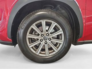 Lexus NX 2.5 300h Business Navigation 2WD