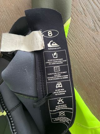 Neopreno Quiksilver corto talla 8