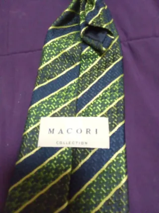 Corbatas MACORI Verdes y Moradas
