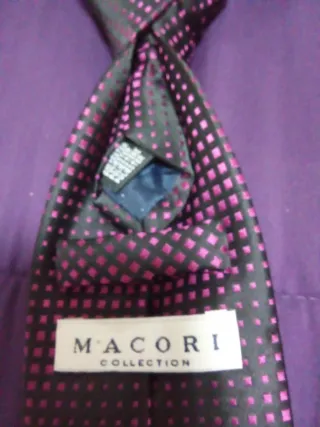 Corbatas MACORI Verdes y Moradas