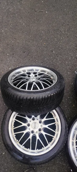 Llantas BMW 17' como  BBS 5x120 con cubiertas