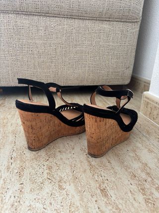 Sandalias de cuña H&M negras