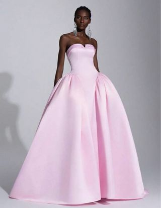 Vestido de fiesta rosa para graduación o evento