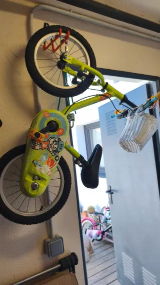 Bicicleta infantil verde