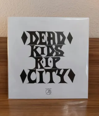 Soft Kill – Dead Kids R.I.P. City Doble Vinilo