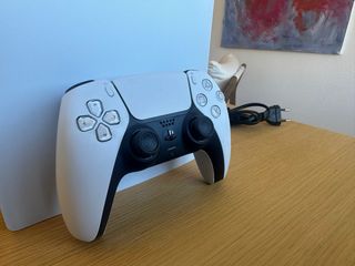 PlayStation 5 PS5 Slim + Mando