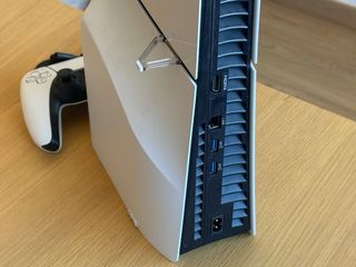 PlayStation 5 PS5 Slim + Mando