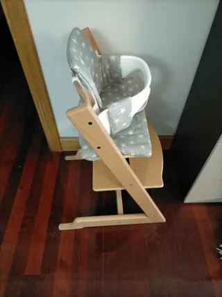 Trona Stokke Tripp Trapp con accesorios