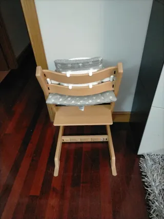 Trona Stokke Tripp Trapp con accesorios