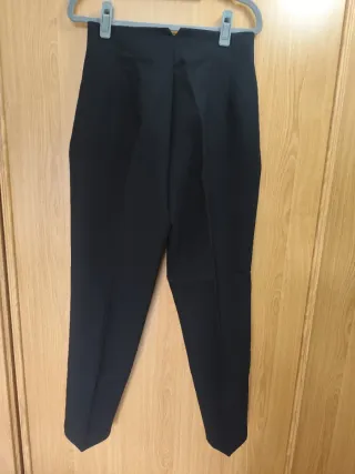 Pantalón vestir Zara negro