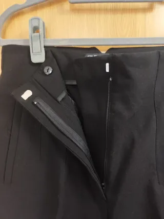 Pantalón vestir Zara negro