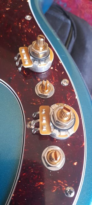 Cuerpo Bajo Squier Precision Bass Completo