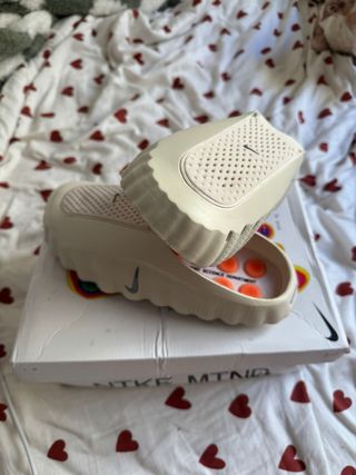 Nike Mind 001 Beige/Naranja