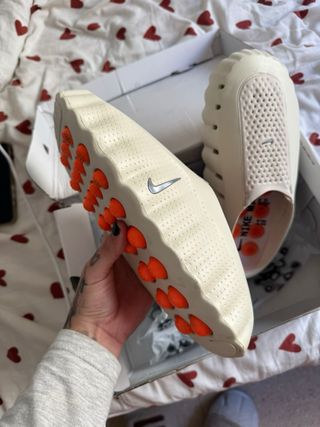 Nike Mind 001 Beige/Naranja