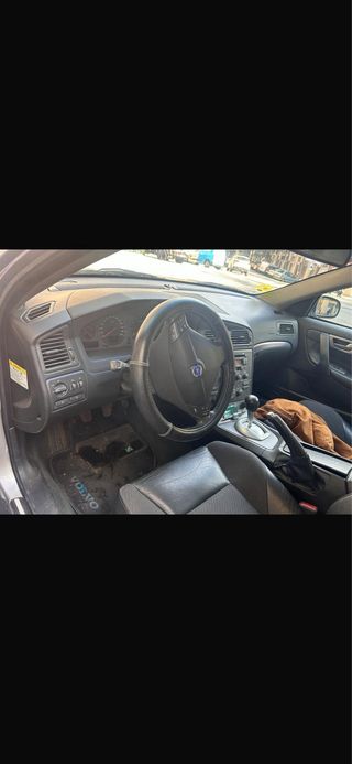 Volvo S60 2.4 Gasolina Gris 2003