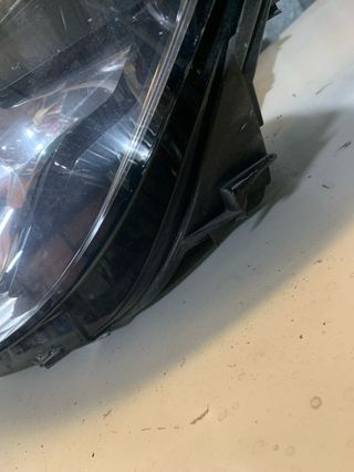 Faro Izquierdo Peugeot 308