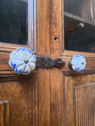 Armadio credenza fine secolo XIX in legno massello