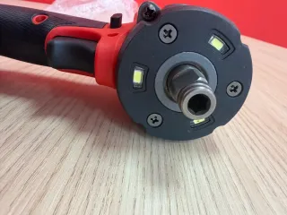 Llave de Impacto Milwaukee Roja