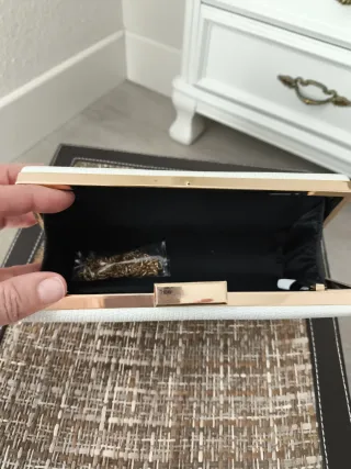 Bolso Clutch Blanco Polipiel Dorado