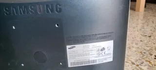 Monitor Samsung SyncMaster 152v Plata