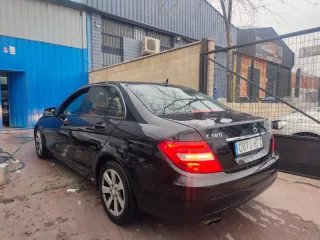 Mercedes-Benz Clase C 2011
