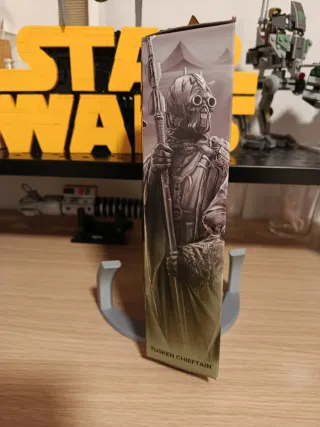 Tusken Chieftain Black series