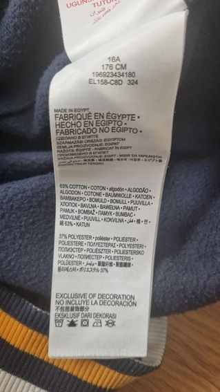 Sudadera Levi's azul marino con cremallera