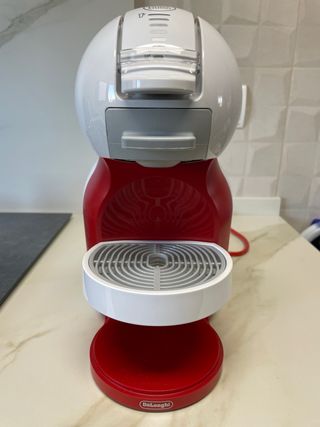 Cafetera Nescafé Dolce Gusto DeLonghi.