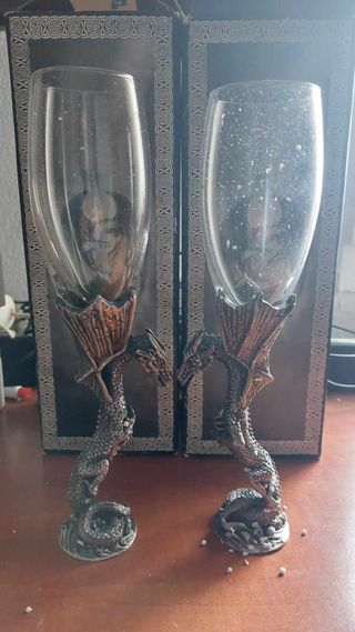 Calice di Champagne Drago - Miti e Leggende