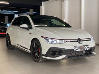 GOLF GTI CLUBSPORT AKRAPOVIC/IQ LIGTH/TECHO NEGRO