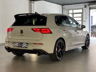 GOLF GTI CLUBSPORT AKRAPOVIC/IQ LIGTH/TECHO NEGRO