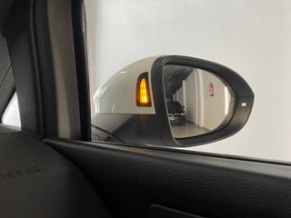 GOLF GTI CLUBSPORT AKRAPOVIC/IQ LIGTH/TECHO NEGRO