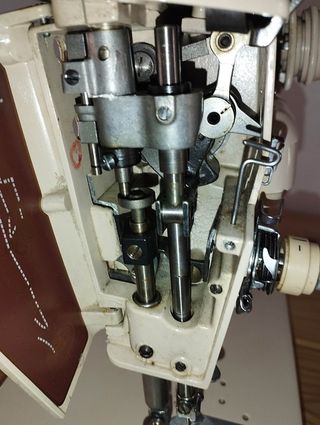 Macchina da cucire Singer 411G Zig-Zag Vintage