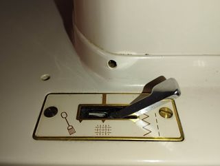 Macchina da cucire Singer 411G Zig-Zag Vintage