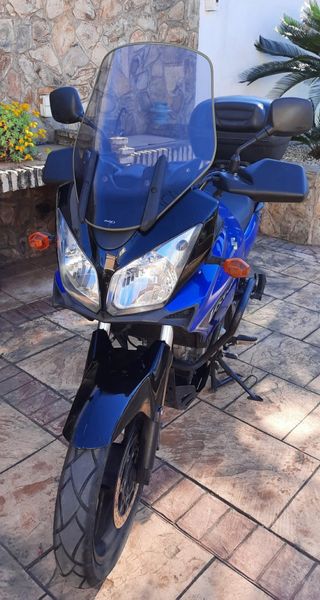 Suzuki V-Strom